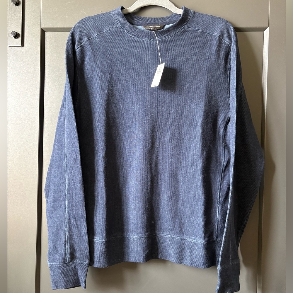 Banana Republic Classic Navy Crewneck Sweater